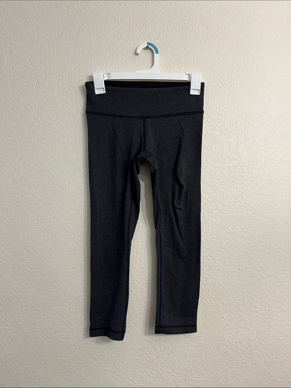 Y2K  capris lululemon athletica Black Cropped